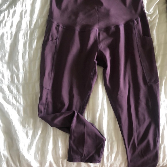 Purple maternity legging (Capri) - Picture 1 of 5